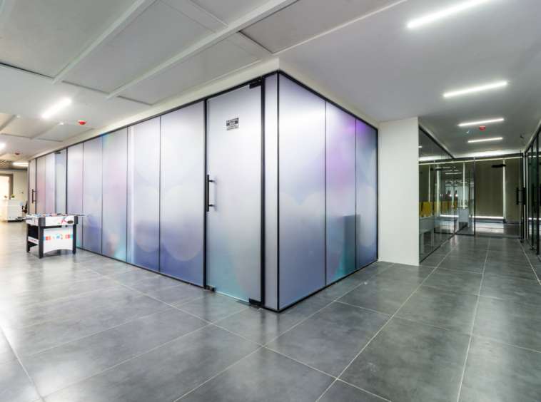 THQ gowra fountain head breakout area