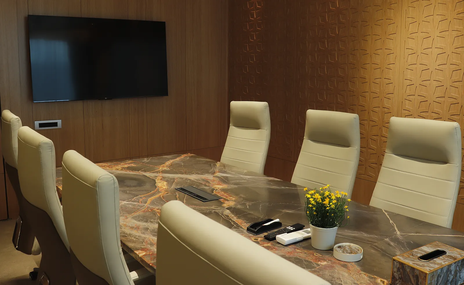 Meeting rooms for rent in Kavuri Hills for business discussions