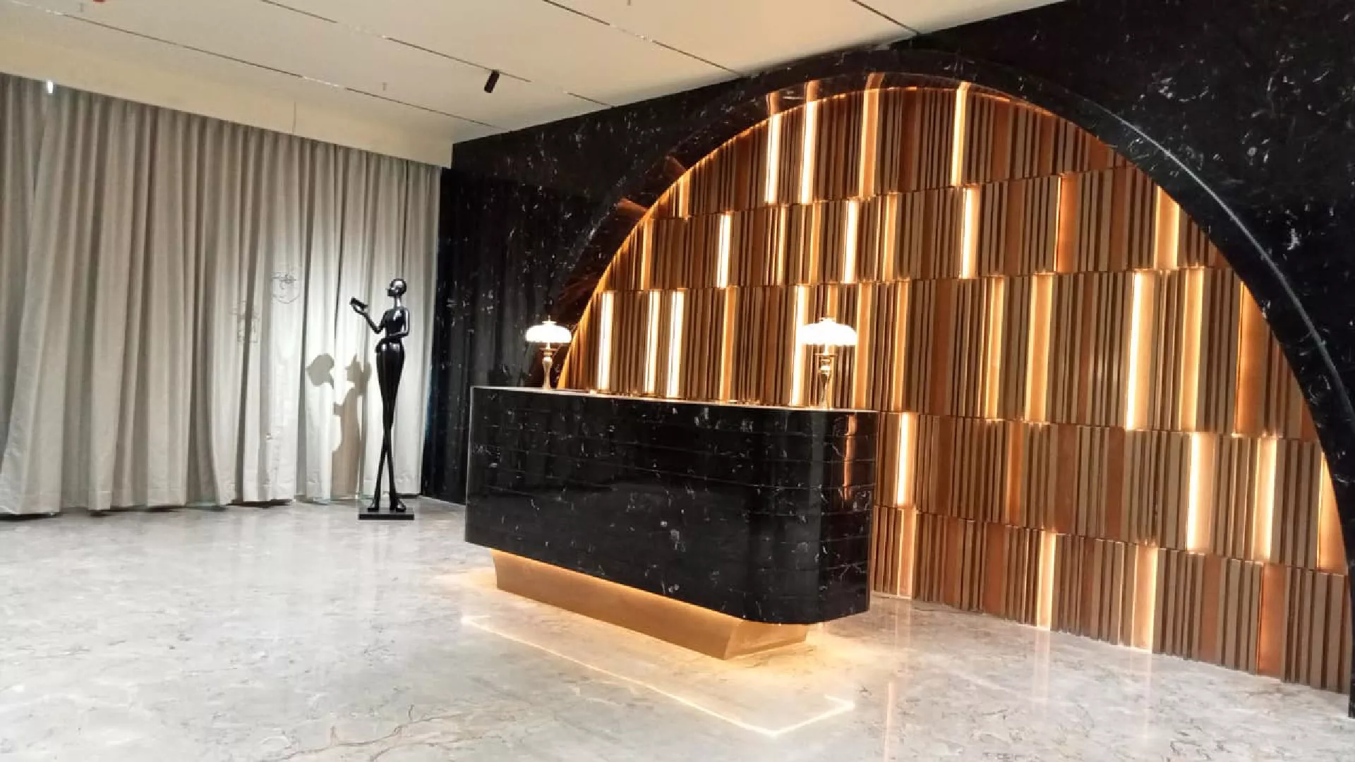 mahaveer gateway 8